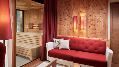 Der Wohnbereich und die pribvate Sauna